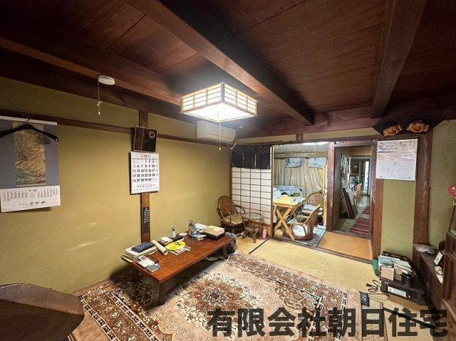 【居間・リビング】 | 堂形町中古戸建