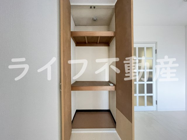 あかねハイツの収納|たっぷりとした収納スペースです