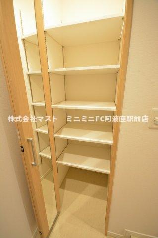 プランドール梅田の収納
