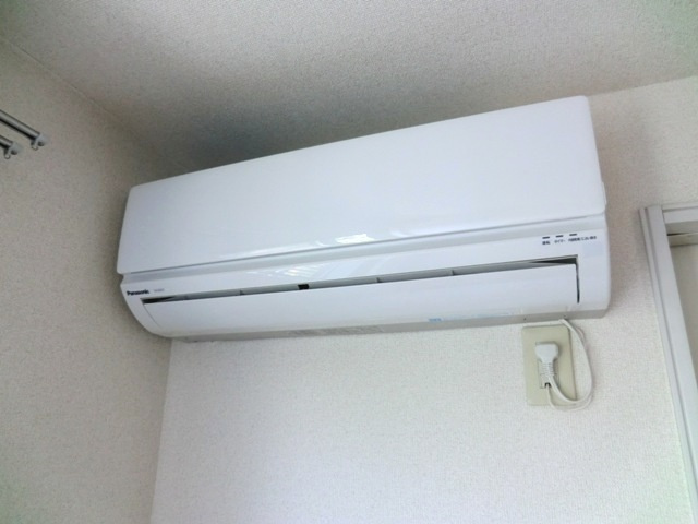メゾンホリコシの設備|★居室にエアコンを１基・設置しています。★