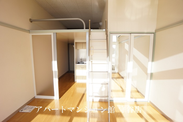 レオパレスエントピアSSの洋室