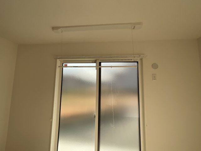 【その他】 | アミティ屋敷町 | 室内物干竿です