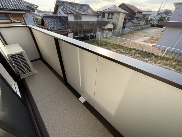 【バルコニー】 | アミティ屋敷町 | バルコニーです