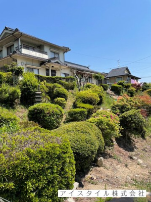 【外観】 | 呉市焼山北三丁目　戸建  | 呉市焼山北三丁目　中古戸建　「山水苑」バス停徒歩3分
