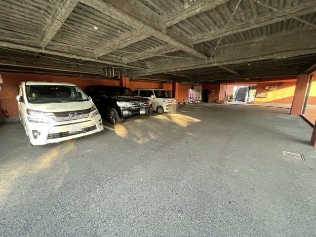 第2大東ビルマンションの駐車場