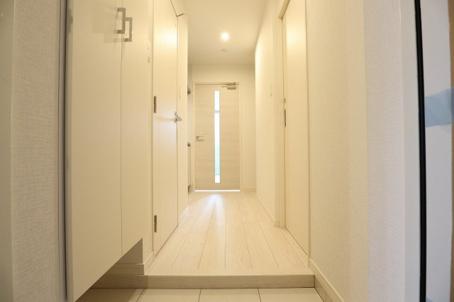 ラ・シック　サヴォイ　15階の玄関|別号室のものになります。現状優先。