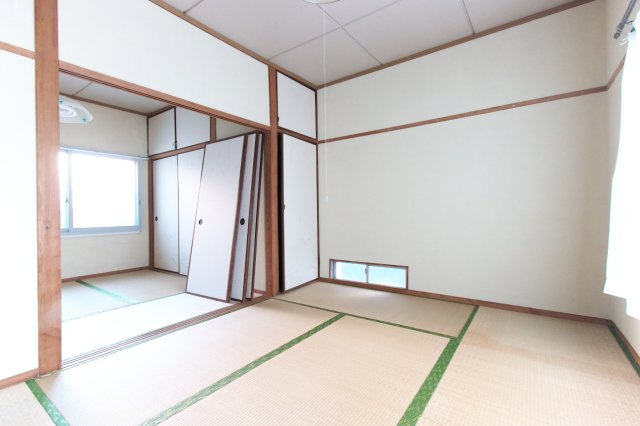 畠アパートの和室