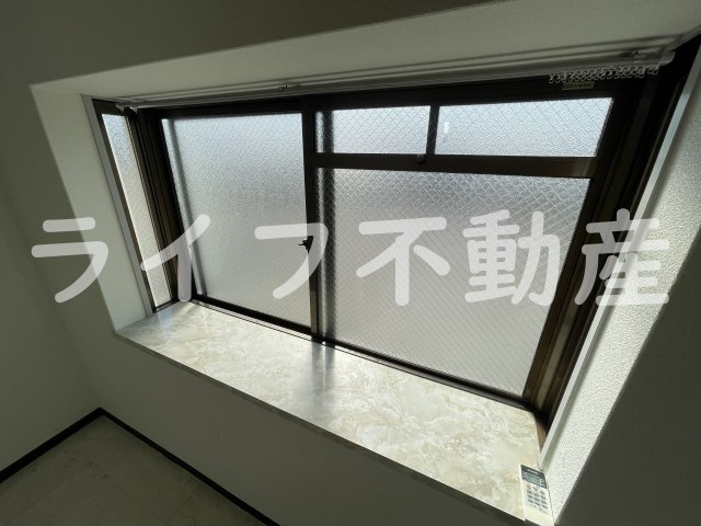 メビウス永和レジデンスのバルコニー|落ち着いた時間を過ごせるバルコニーです