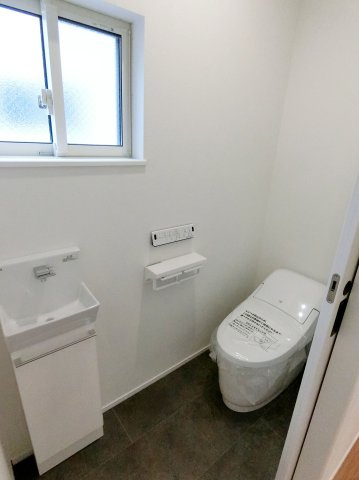 広島市南区堀越2丁目　新築一戸建て(全5棟)のトイレ|トイレもきれいです