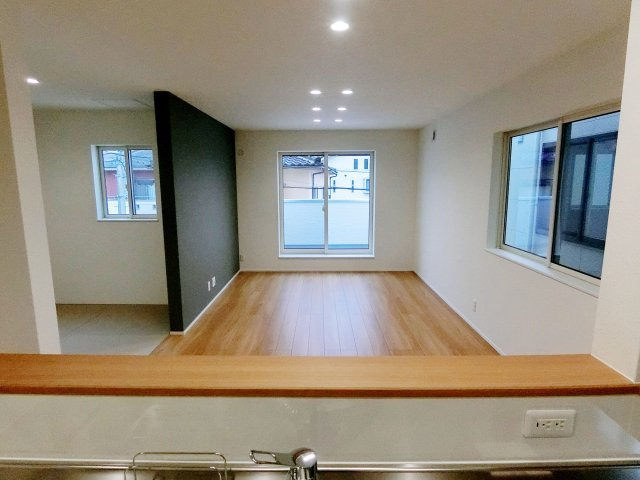 広島市南区堀越2丁目　新築一戸建て(全5棟)の居間・リビング|キッチンからリビングまで見渡される開放的な空間