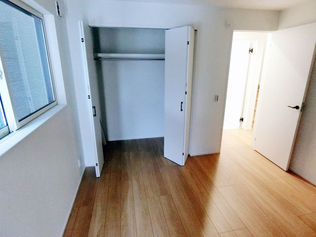広島市南区堀越2丁目　新築一戸建て(全5棟)の洋室|ゆったりした洋室です