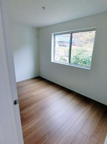 広島市南区堀越2丁目　新築一戸建て(全5棟)の洋室|スタンダードな洋室です