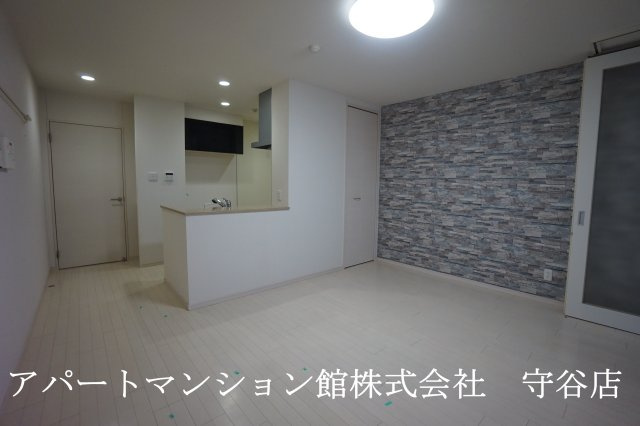 グランベルみらい平の居間・リビング