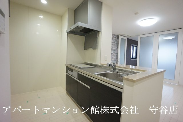 グランベルみらい平のキッチン