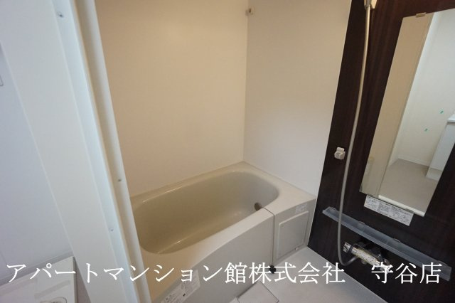 グランベルみらい平の浴室