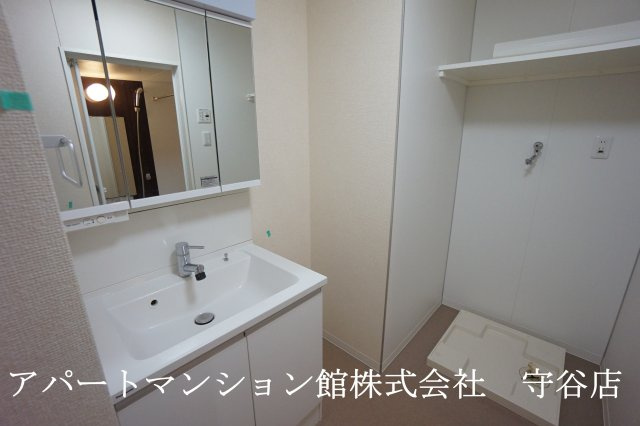 グランベルみらい平の独立洗面台