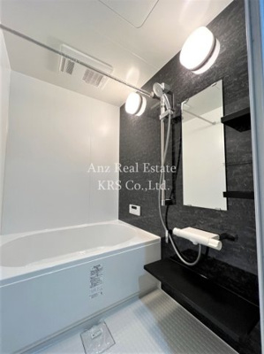 【浴室】 | CoLaBo江戸堀 | 雨の日でも安心！浴室乾燥機付き！