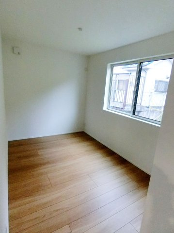 広島市南区堀越2丁目　新築一戸建て(全5棟)の洋室|個人の部屋や寝室として使える洋室です