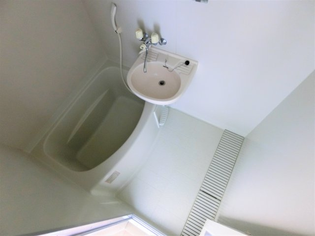 ガーデンハイツSSの浴室