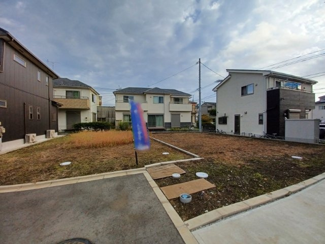 【外観】 | 土地の面積＝住宅面積ではありません。建ぺい率の問題などで、土地のある場所によって住宅を建てられる面積は限られています。高さもしかり、「土地」という言葉の中には、建築条件も含まれると考えておきましょう。