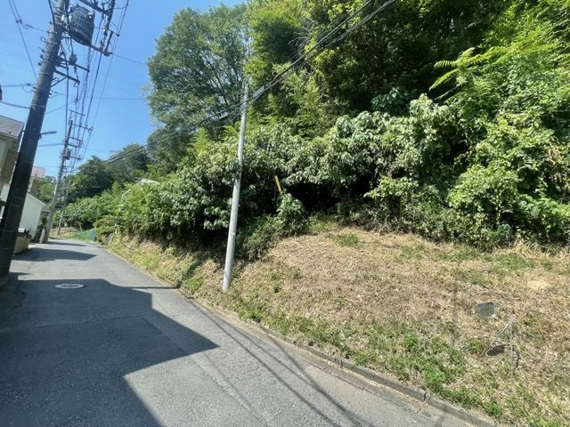 【外観】 | 土地探しをしていると都市計画区域という言葉を目にすると思います。法律によって、都道府県知事や国土交通大臣が指定するエリアのことを指しており、都市計画区域は市街化区域と市街化調整区域に分けられています。