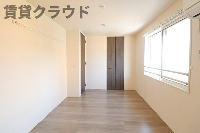 L.シャルルの洋室|きれいな洋室です