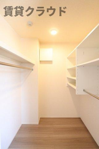 L.シャルルの収納|憧れのウォークインクローゼット！