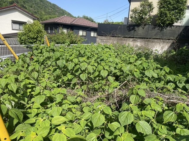 【外観】 | 過去にその土地が工場やガソリンスタンドだった場合、土壌汚染の可能性があります。過去の用途は、不動産会社のほか、各市町村の役場でも確認が可能です。売土地の地歴が気になる場合は当社までお問い合わせ下さい。