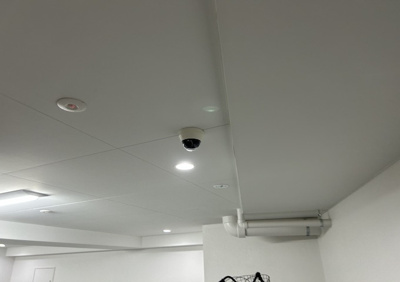 【防犯設備】 | ステージファースト八王子Ⅱ | 室内の防犯設備もチェックしましょう！モニター付きインターホンが設置されているか、防犯シャッターが設備されているか、ベランダに人が上がってきにくい高さかなどチェックしておくと入居後も安心できるでしょう。