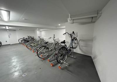 【駐輪場】 | ステージファースト八王子Ⅱ | マンションの駐輪場は、事前に空きがあるか確認を取ると安心です。せっかく入居したのに駐輪スペースがない！なんてことになったら大変ですよね。そこで、内見時や購入前にはまず事前に確認しておくと良いでしょう。