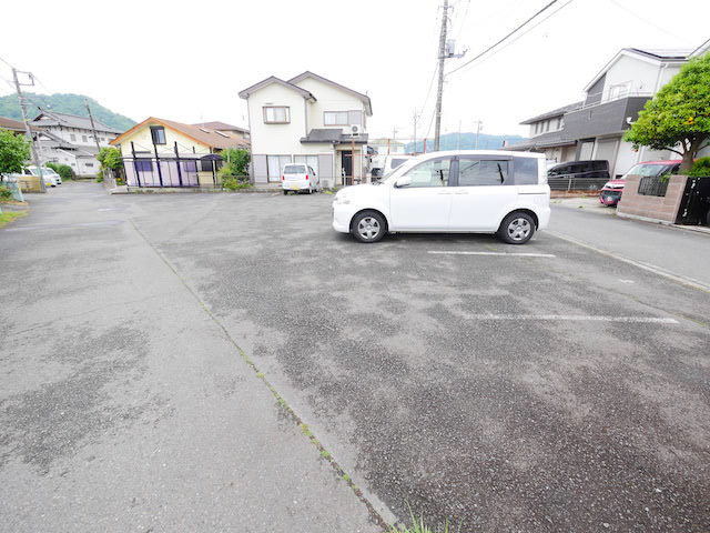【外観】 | 市街化区域とは、積極的に住宅や店舗などを建てる地域で、おおむね10年以内に市街化を図る地域です。この地域には、用途地域を定めることになっています。市街化することが決まっている地域を効率的に整備します。