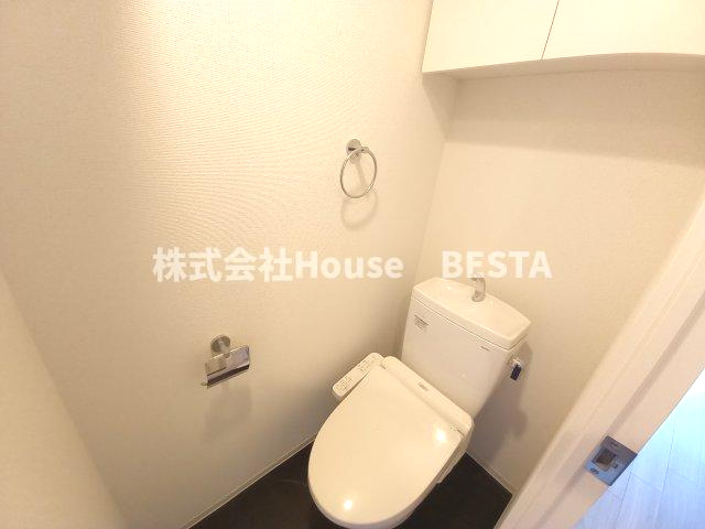 セレニテ三宮プリエのトイレ