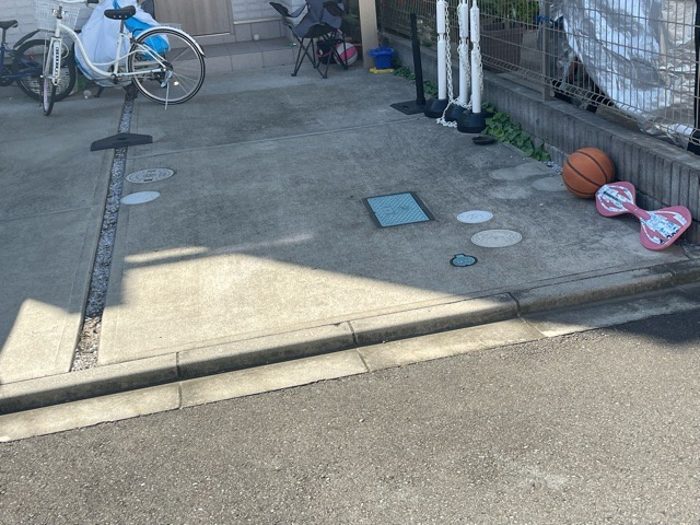 【庭】 | 庭のあるお家に住むことで、手入れやメンテナンスが必要になりますが、その庭のメンテナンスが好きなんです！という方には庭付きのお家はおすすめです。こまめにメンテナンスをすることでお庭の維持にも繋がります。