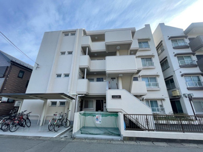 【外観】 | ジョイフルハイツ橋本Ⅰ | マンションの外観は非常に重要なポイントです！外観の善し悪しは資産価値に大きな影響を与えます。外観のいいマンションを購入することで、高値で売却がしやすく、買い手が見つかりやすいというメリットがあります。