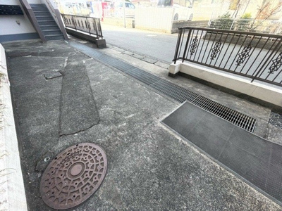 【設備】 | ジョイフルハイツ橋本Ⅰ | 設備と言ったら、室内にあるものを想像しますよね。主に自分が生活するうえで使用する設備は、もちろん内見の際にはまずチェックすると思いますが、住人が使用できる共有部分の設備も内見の際はチェックしましょう！