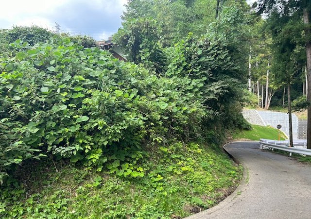 【外観】 | 過去にその土地が工場やガソリンスタンドだった場合、土壌汚染の可能性があります。過去の用途は、不動産会社のほか、各市町村の役場でも確認が可能です。売土地の地歴が気になる場合は当社までお問い合わせ下さい。