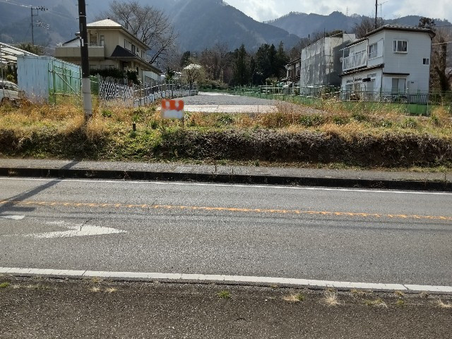 【前面道路含む現地写真】 | 車に乗るなら道路の幅は気になりますよね。		
