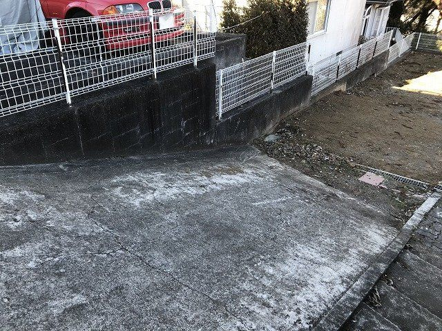 【外観】 | 柔らかな風と緑に包まれる素敵な環境ですね。			
