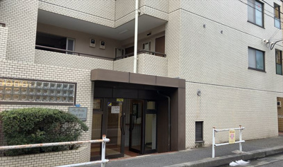 【現況写真】 | パレドール八王子2 | 眺望の良さを楽しめるダイニングキッチンで家族団らんの時間を過ごしてはいかがでしょうか。バルコニーから見える景色を家族で眺める時間は、時間が経つのを忘れてしまいそうですね。是非、現地を見に行きましょう！