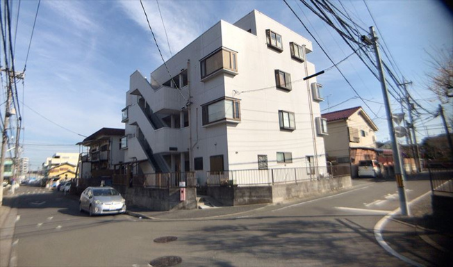 【構造・工法・仕様】 | ロワドール北野 | 景色重視でお家選ぶをするとスーパーが遠い！学校が遠い！など生活をするうえで利便性で困ることもあります。まず一度現地を見学する際に、周辺の施設などがあるかを確認し、暮らし始めた後のことを想像しましょう。
