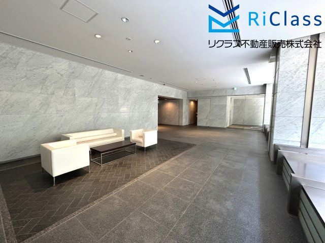 ジ・アーバネックスタワー神戸元町通のエントランス|清潔なエントランスです