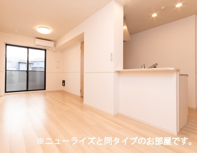 【居間・リビング】 | CROSS　FIELD | ニューライズと同タイプのお部屋です。