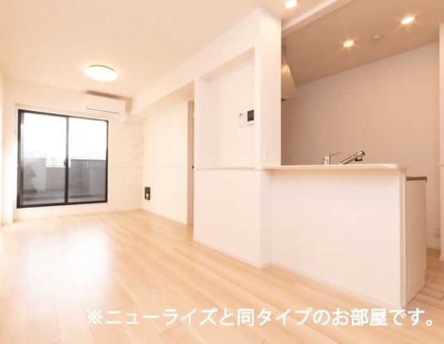 【居間・リビング】 | CROSS　FIELD | ニューライズと同タイプのお部屋です。