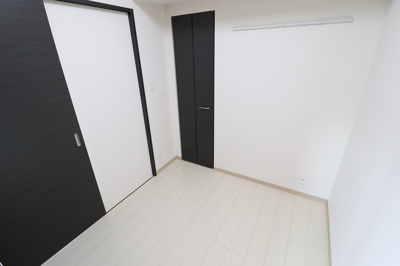 【寝室】 | スクウェアJ