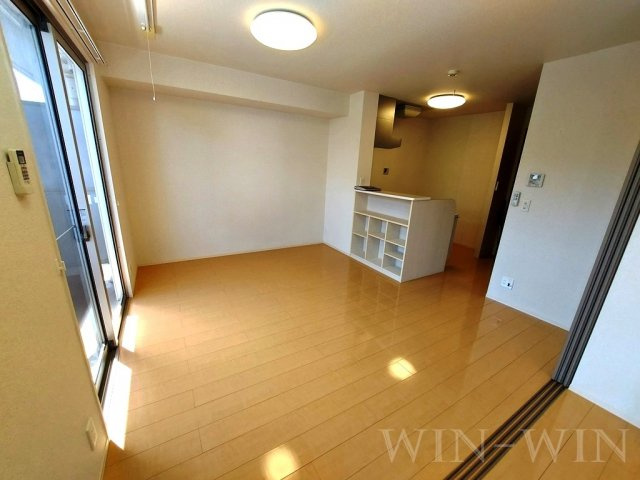 プレジール多米の居間・リビング