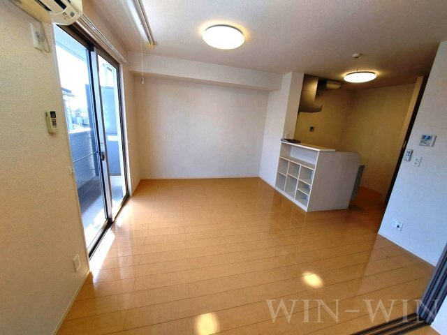 プレジール多米の居間・リビング