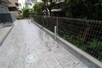 【その他共用部分】 | エバー葛城 | サイクルスタンド