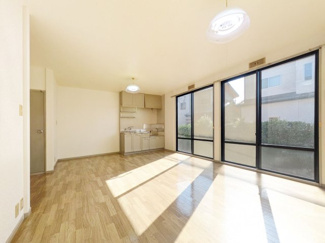 【居間・リビング】 | コーポパーシングＡ棟