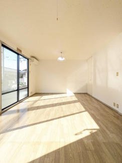 【居間・リビング】 | コーポパーシングＡ棟