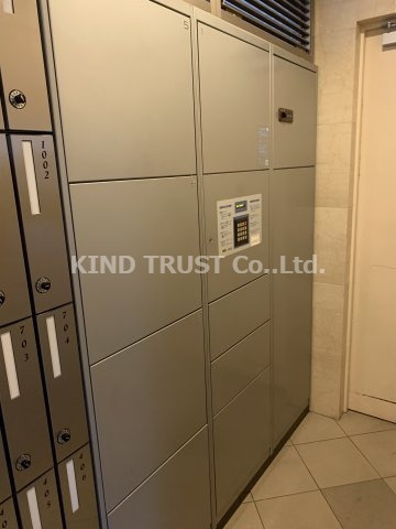 エステムコート梅田・天神橋IIグラシオのその他共用部分|便利な宅配ボックスです